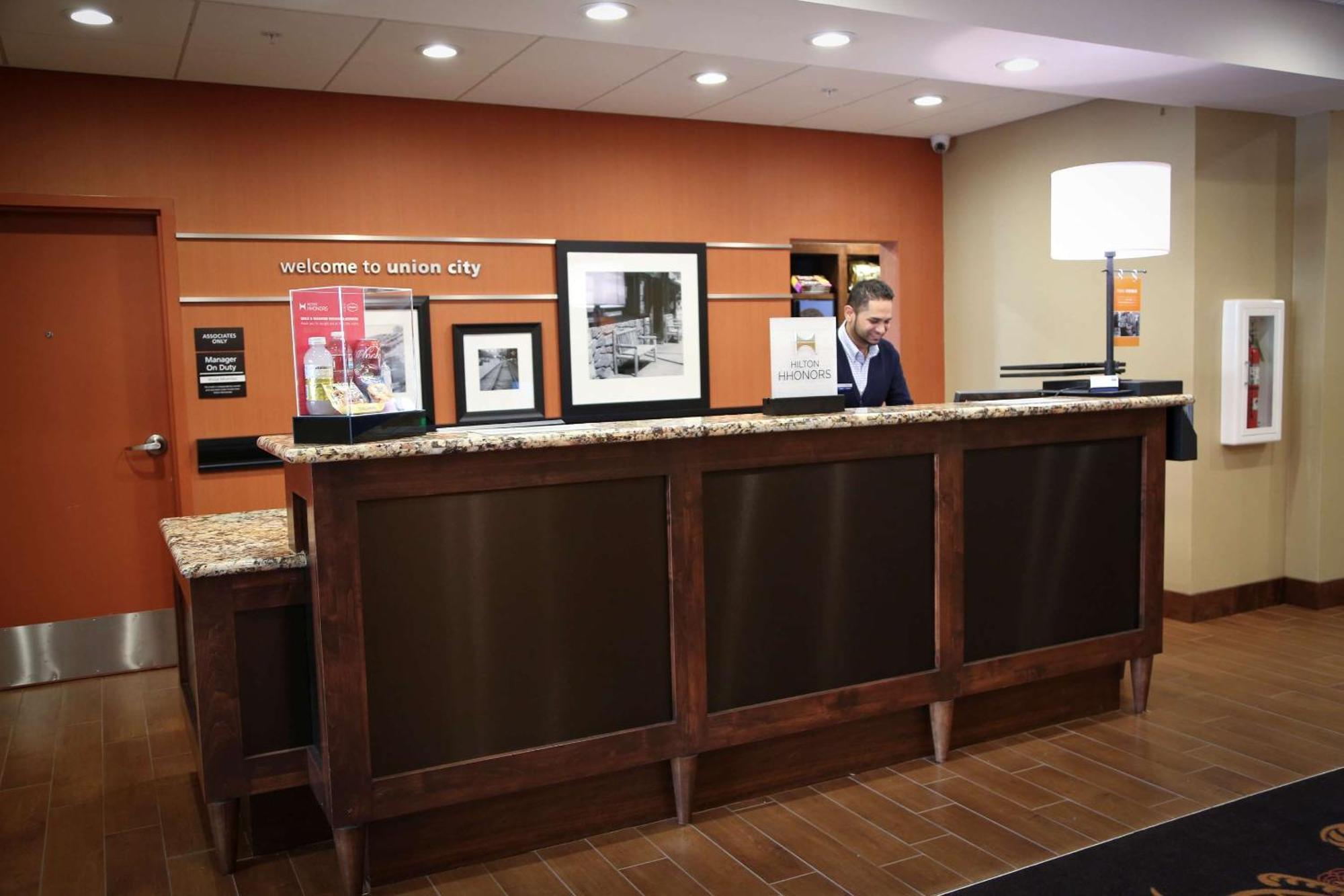 Hampton Inn Union City Eksteriør billede